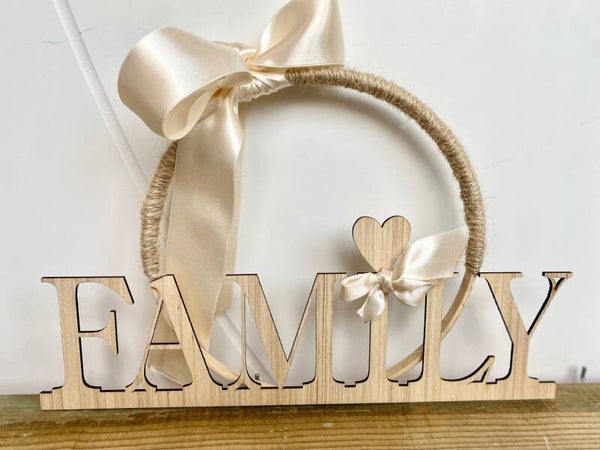 Déco FAMILY en bois découpé et fleuri