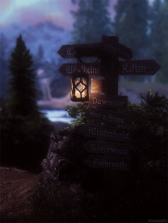 indicador de madera de varias direcciones fisicas