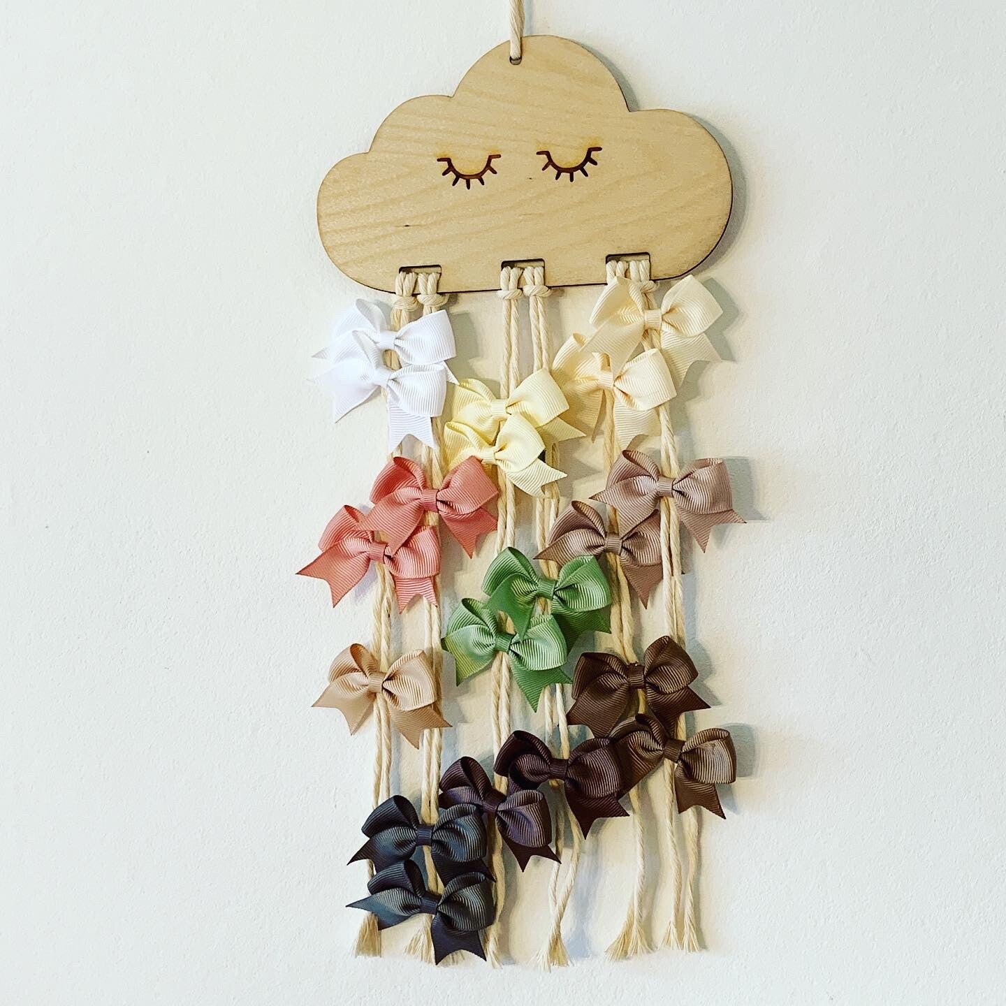 Haarspeldjeshanger Wolk