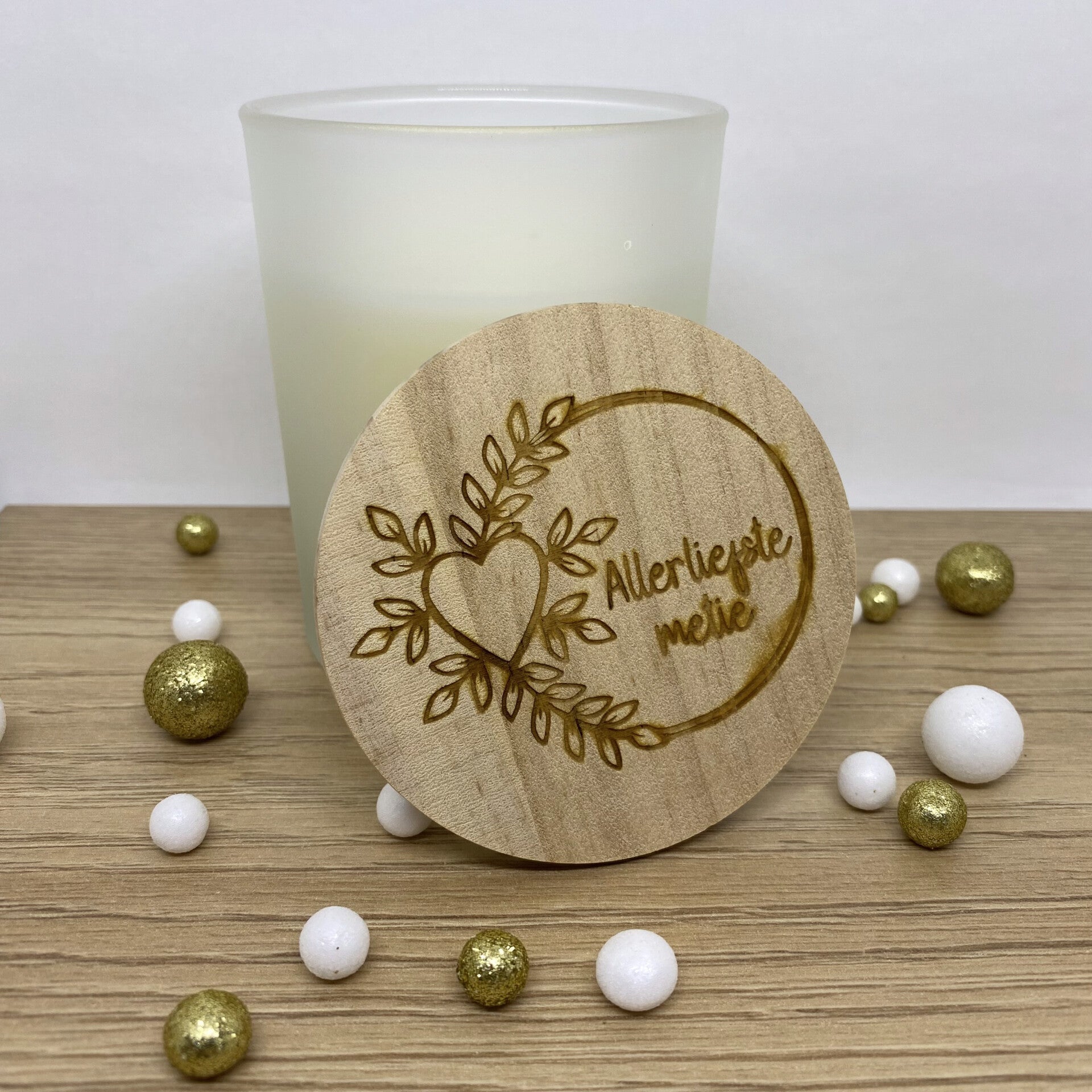 Geurkaars met houten deksel