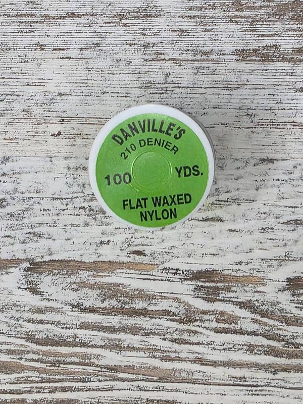 210 Danville Flat Waxed plus Thread