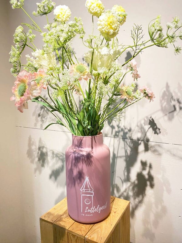 Luttelgeest 75 jaar roze vaas