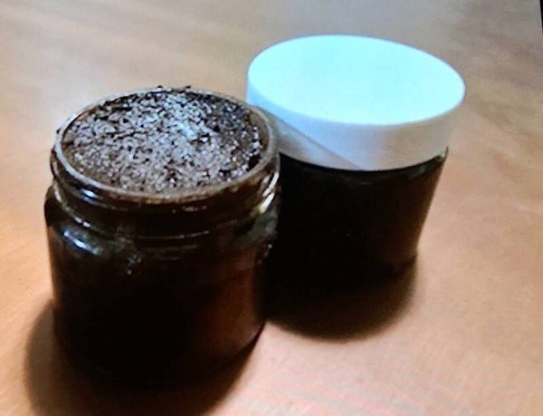 Cocoa Meh Lips Nah (Coffee & Cocoa Lip Scrub)
