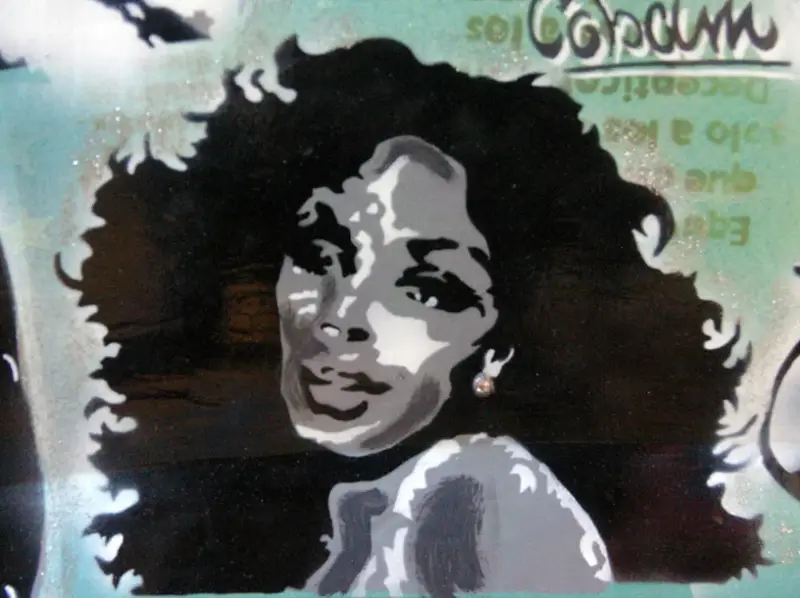 donna-summer-3-jpg-standard.webp