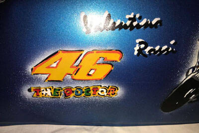 tank-valentino-rossi-4-standard.jpg