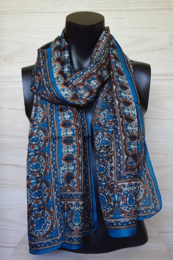 zijden sjaal petrol blauw met blad