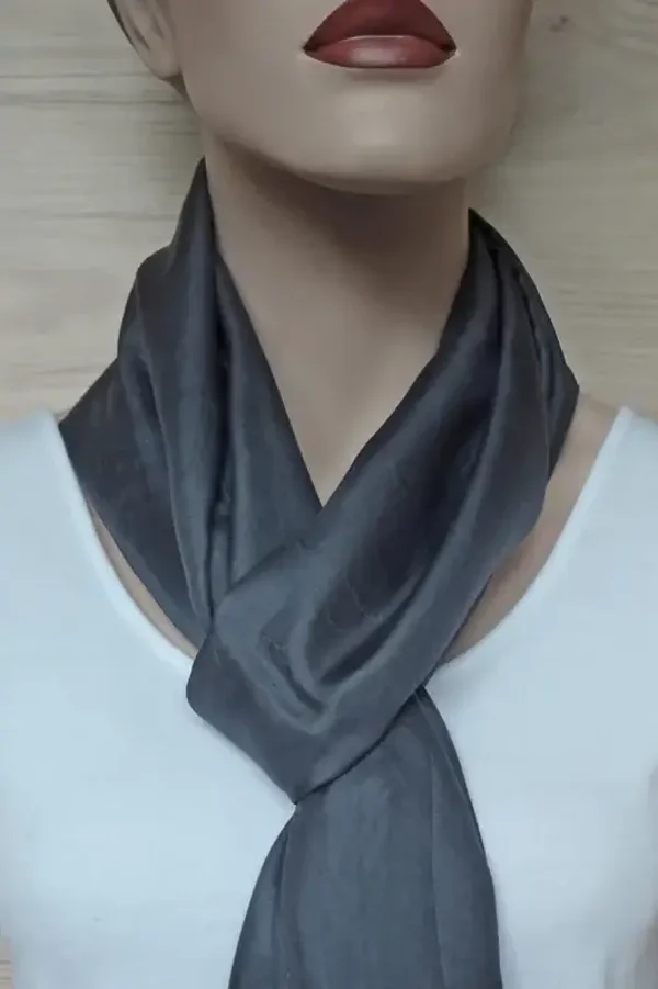 zijden sjaal grijs