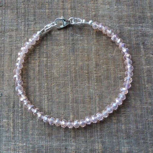 armbandje van roze kristallen kraaltjes