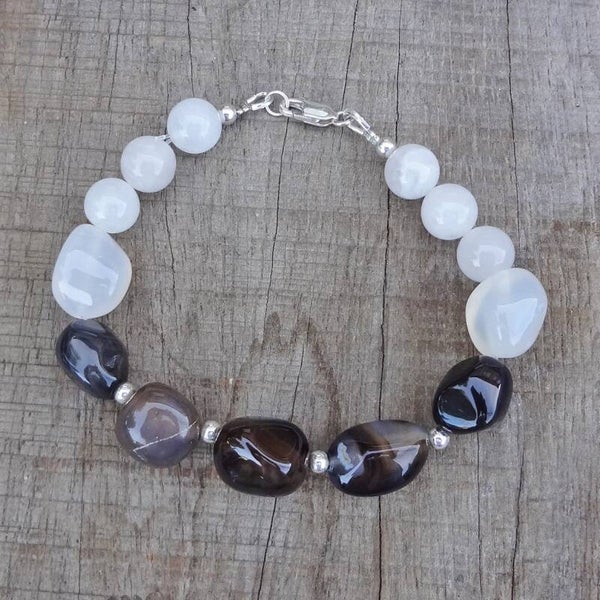 Armband van onyx en witte rutielkwarts