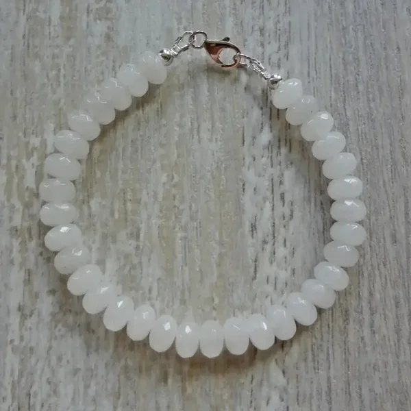 armband van melkwitte jade