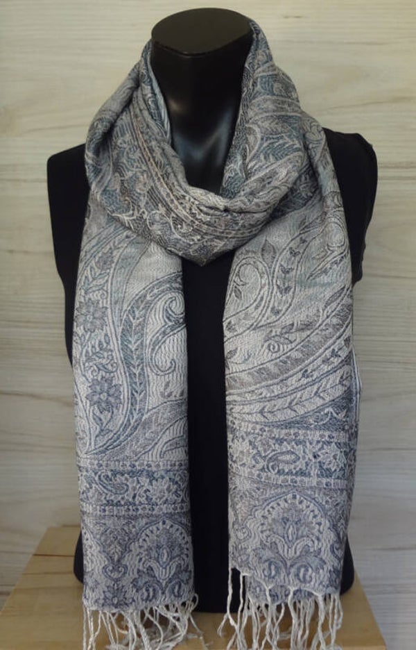 sjaal paisley grijs