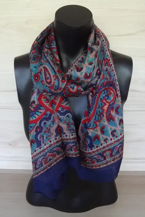 sjaal donkerblauw met paisley bloemdessin