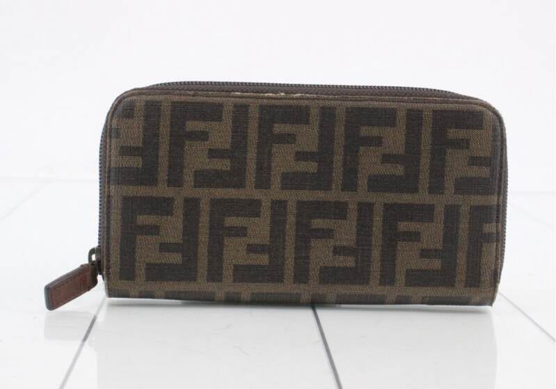 Fendi wallet