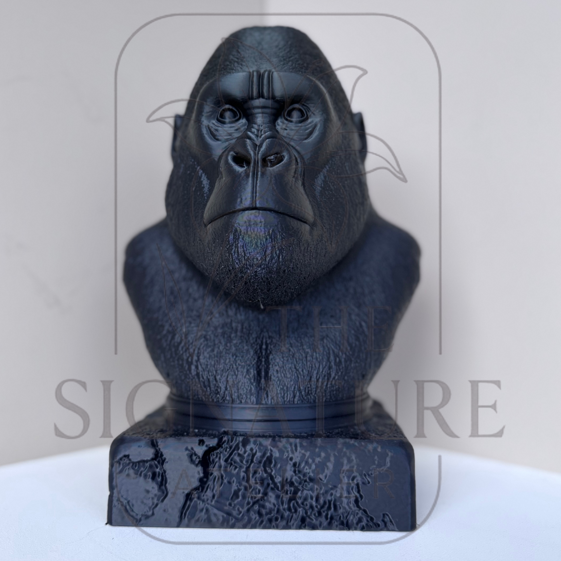 Gorilla beeld – krachtig dierenbeeld met karakter