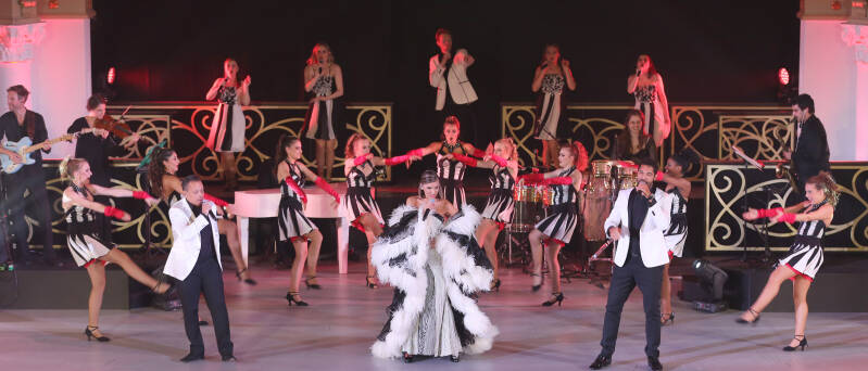 dinnershow Grandeur, photo by Paul Ridderhof