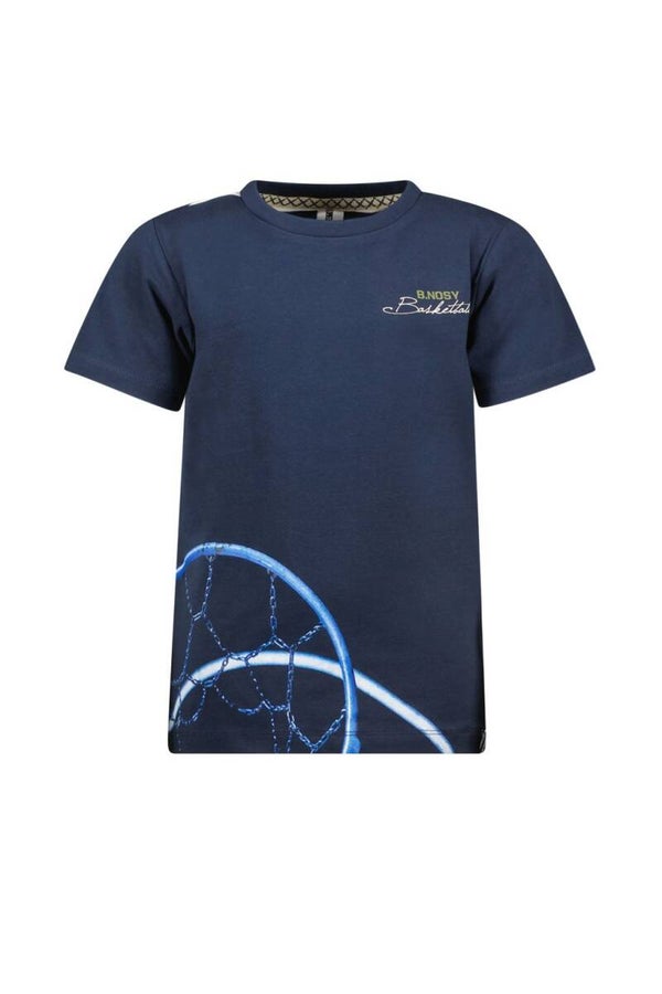 T-shirt basket