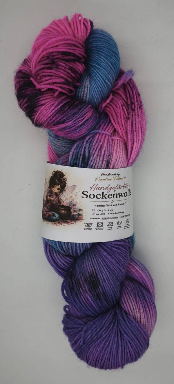 Handgefärbte Sockenwolle 7/26