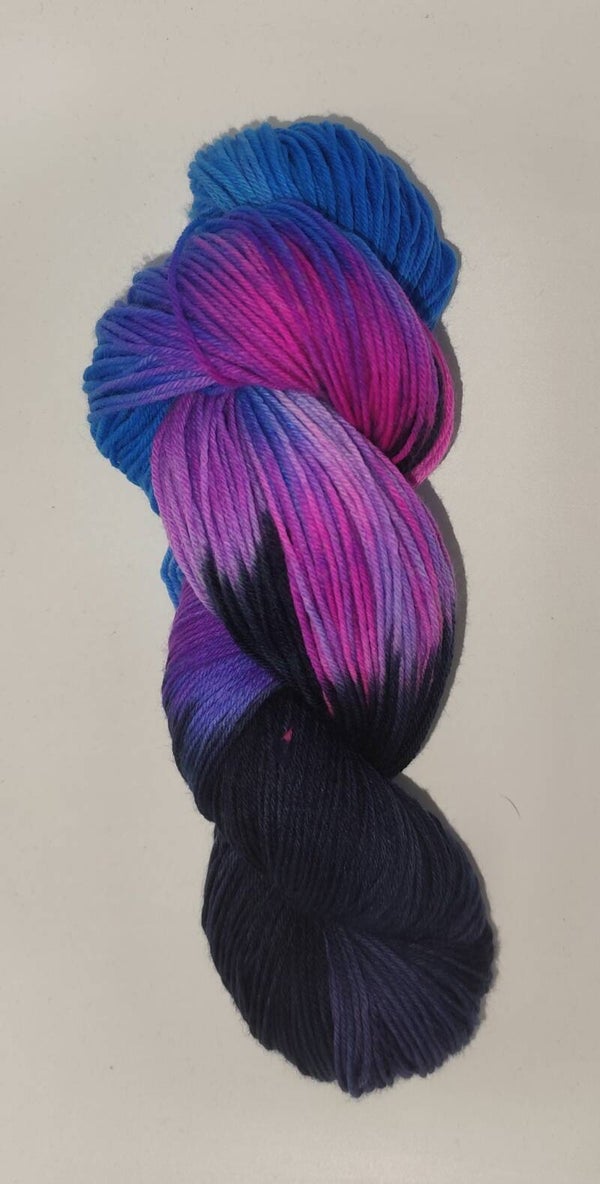 Handgefärbte Sockenwolle (Merino) In the silence