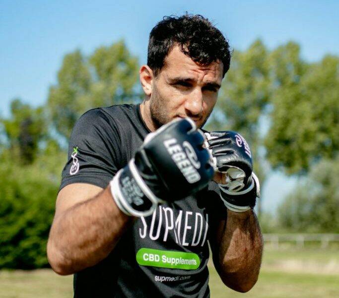 Mousasi en CBD SPORTS