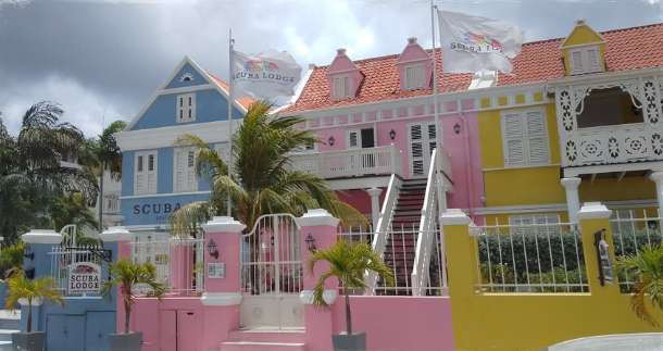 Curaçao Travel Guide Pietermaai  