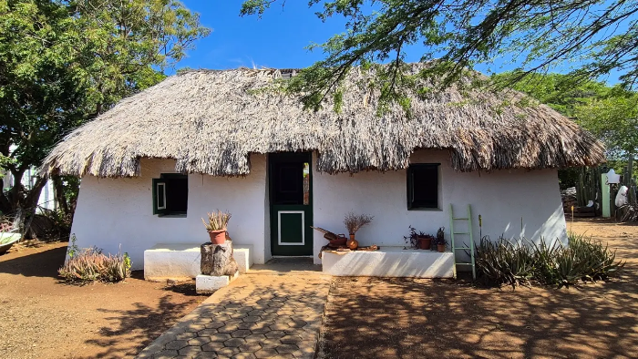 Kas di palì Maishi Kunnuku huisje museum “De Octopus” appartement Curaçao