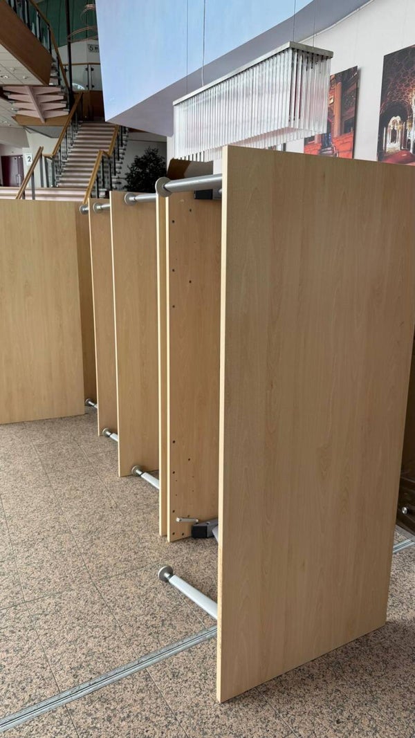 Bureau blad met onderstel