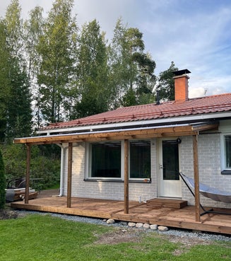 Uusi terassi rakenteilla – ulkotilaratkaisut Pirkanmaalla, Homma Solutions