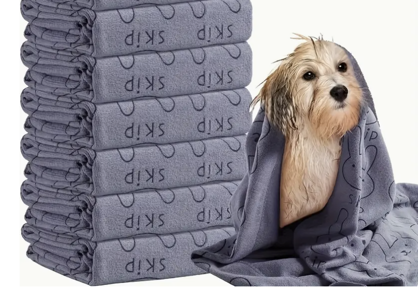 Microfibre Dog Towels 75cm x 35cm.  Compact and perfect to clean paws and faces