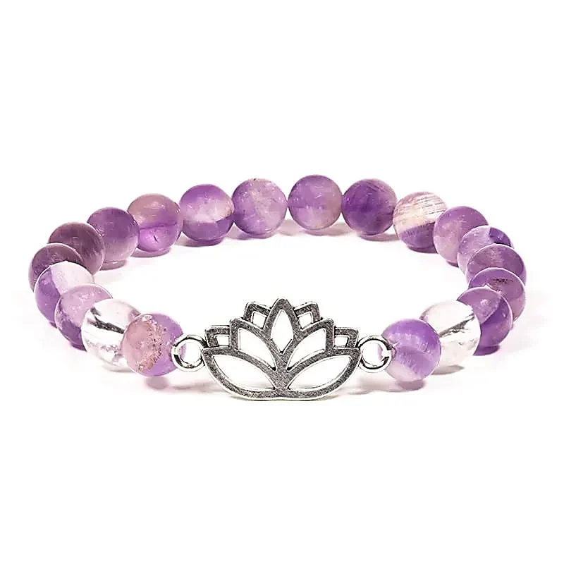 Armband chevron amethist/bergkristal met lotus 8 mm