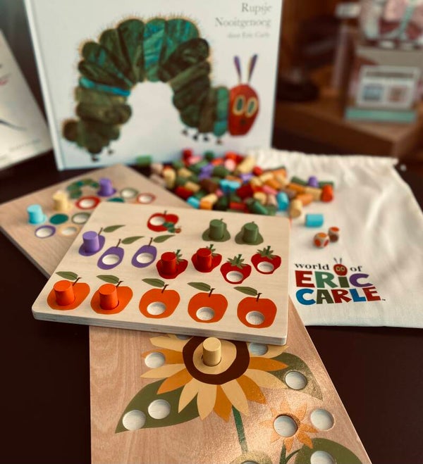 Small Foot | Rupsje Nooitgenoeg Kleurenspel