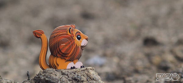 Eugy | Kartonmodel - Leeuw