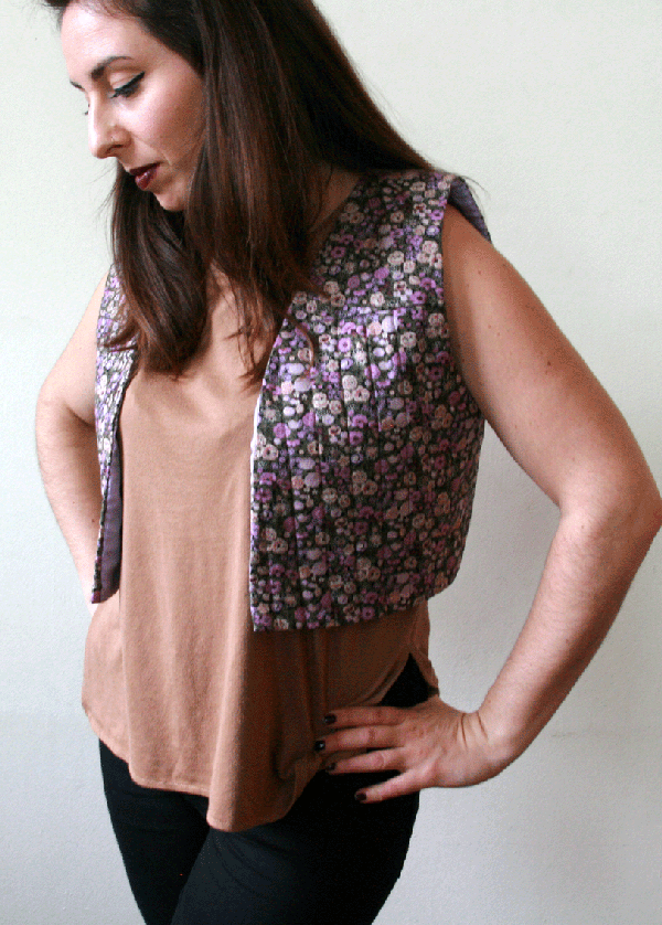 4003 Vintage 70's Flower Gillet- XS/S