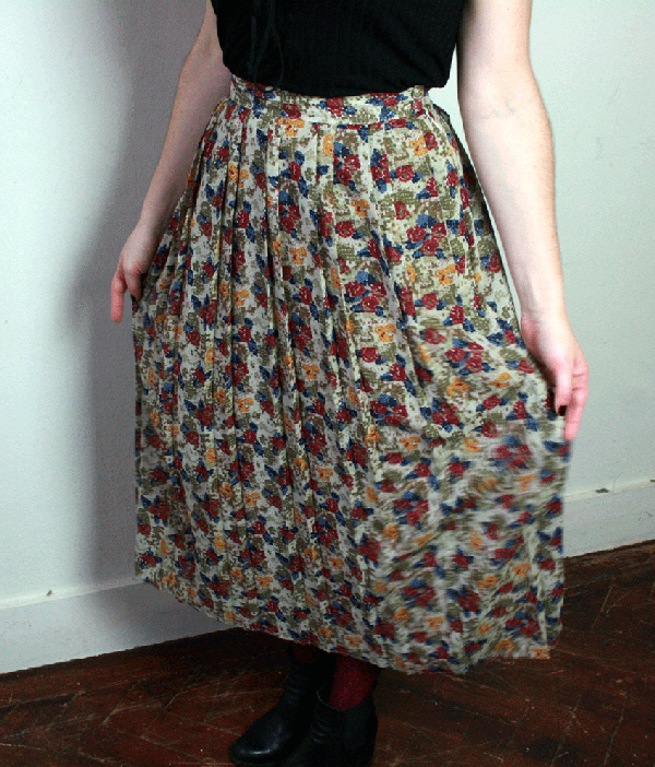 1106 Vintage 70's Flower Skirt - S