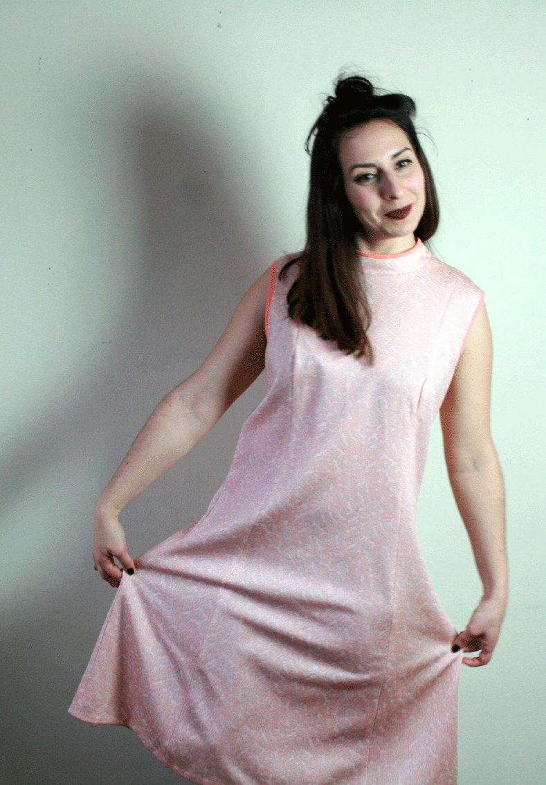 1128 70's Jurk - M/L