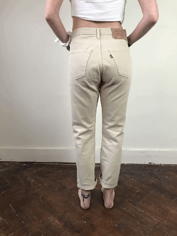 3017- Beige levi's 501 jeans - 32/30