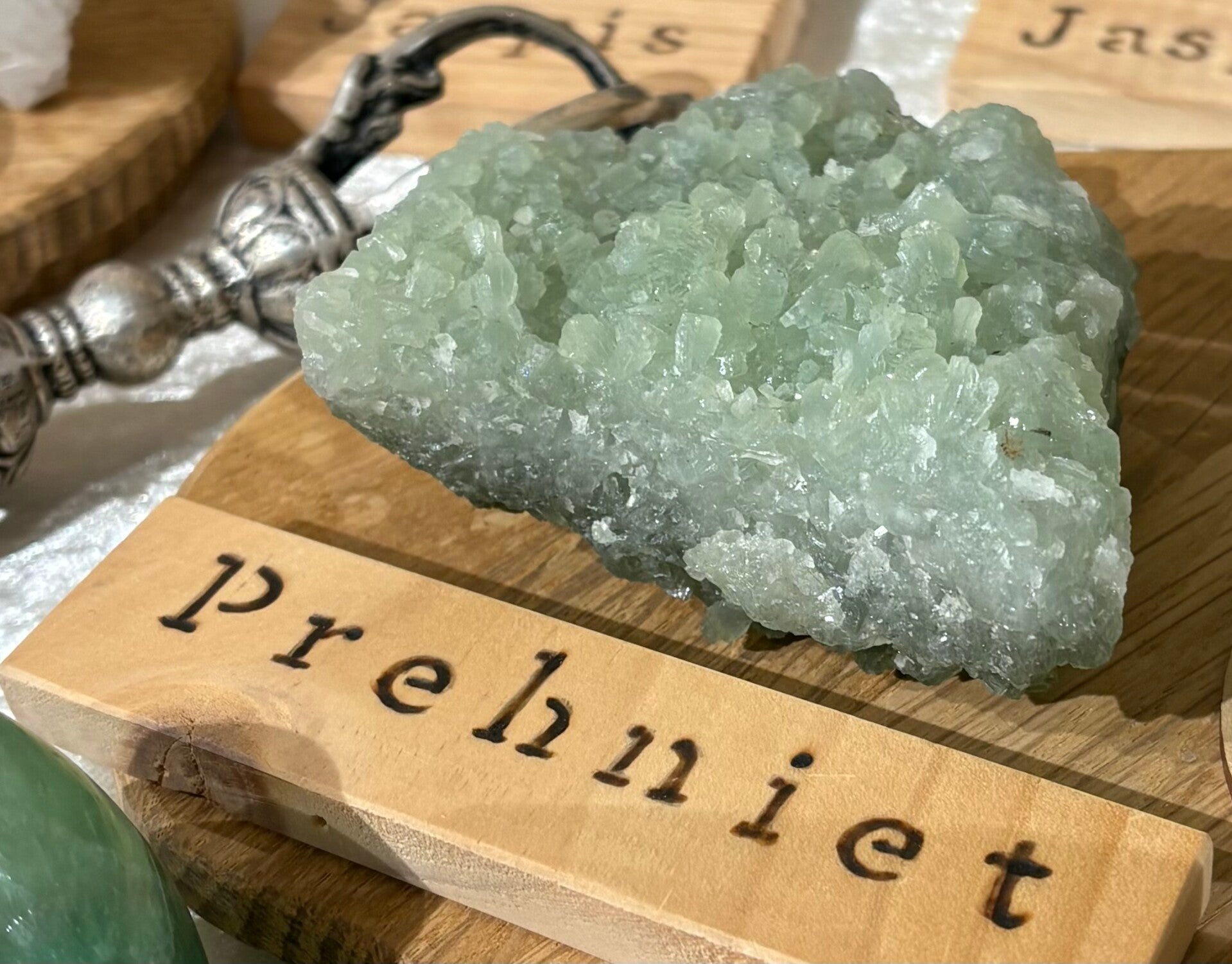 Prehniet cluster
