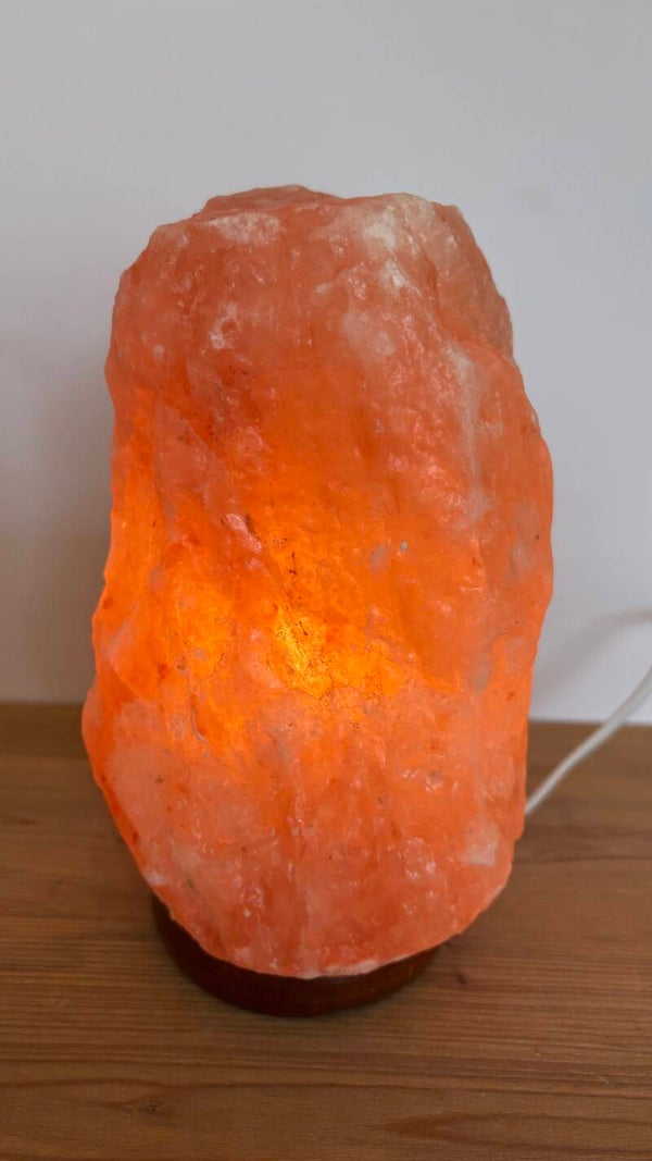 Himalaya zoutlamp 20 cm hoog (nr1, wit snoer)