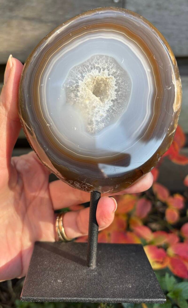 Agaat geode op standaard (Brazilië)