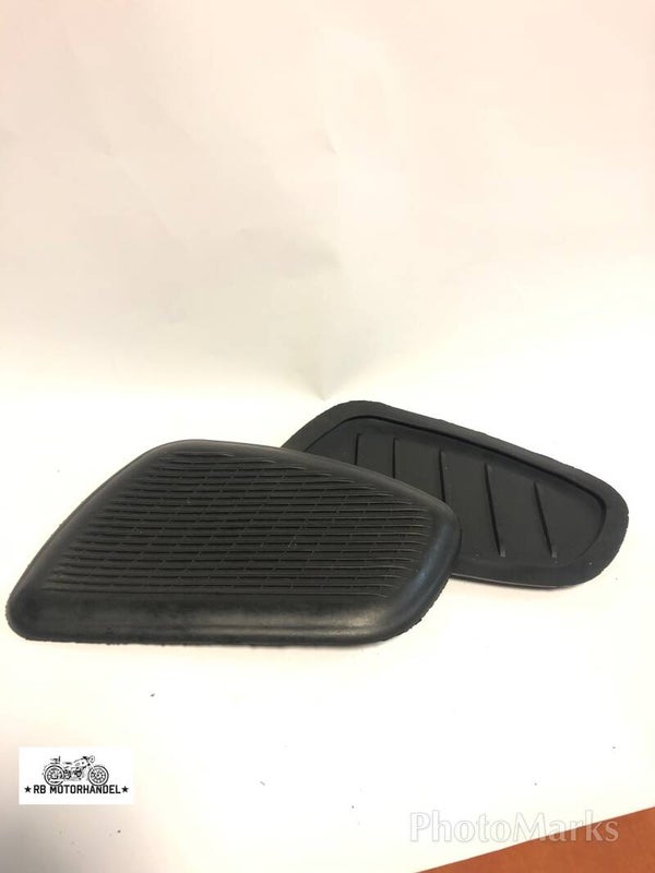 Rubbers benzinetank Dnepr MT