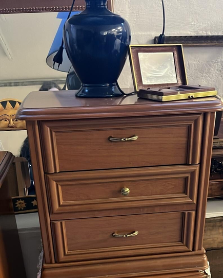 COMODINO LEGNO MASSELLO