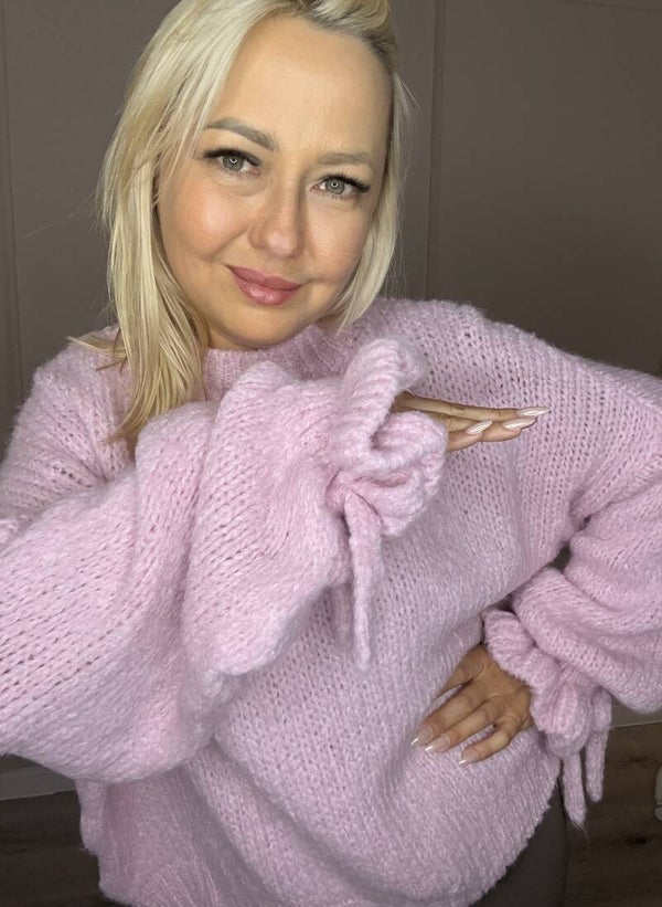 Sweter Bow