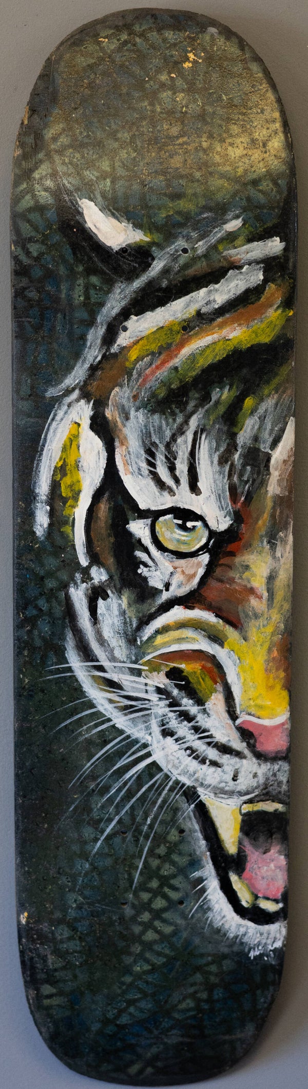 skateboard handpainted tiger with a abstract feel