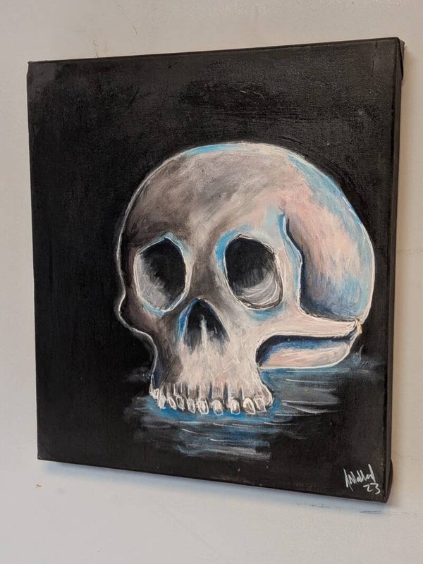 (C036) Canvas - Skull in water