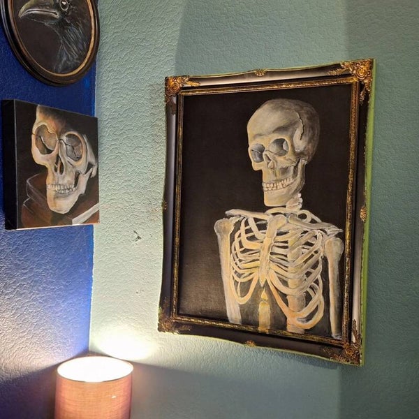 Canvas - Skeleton head and torso