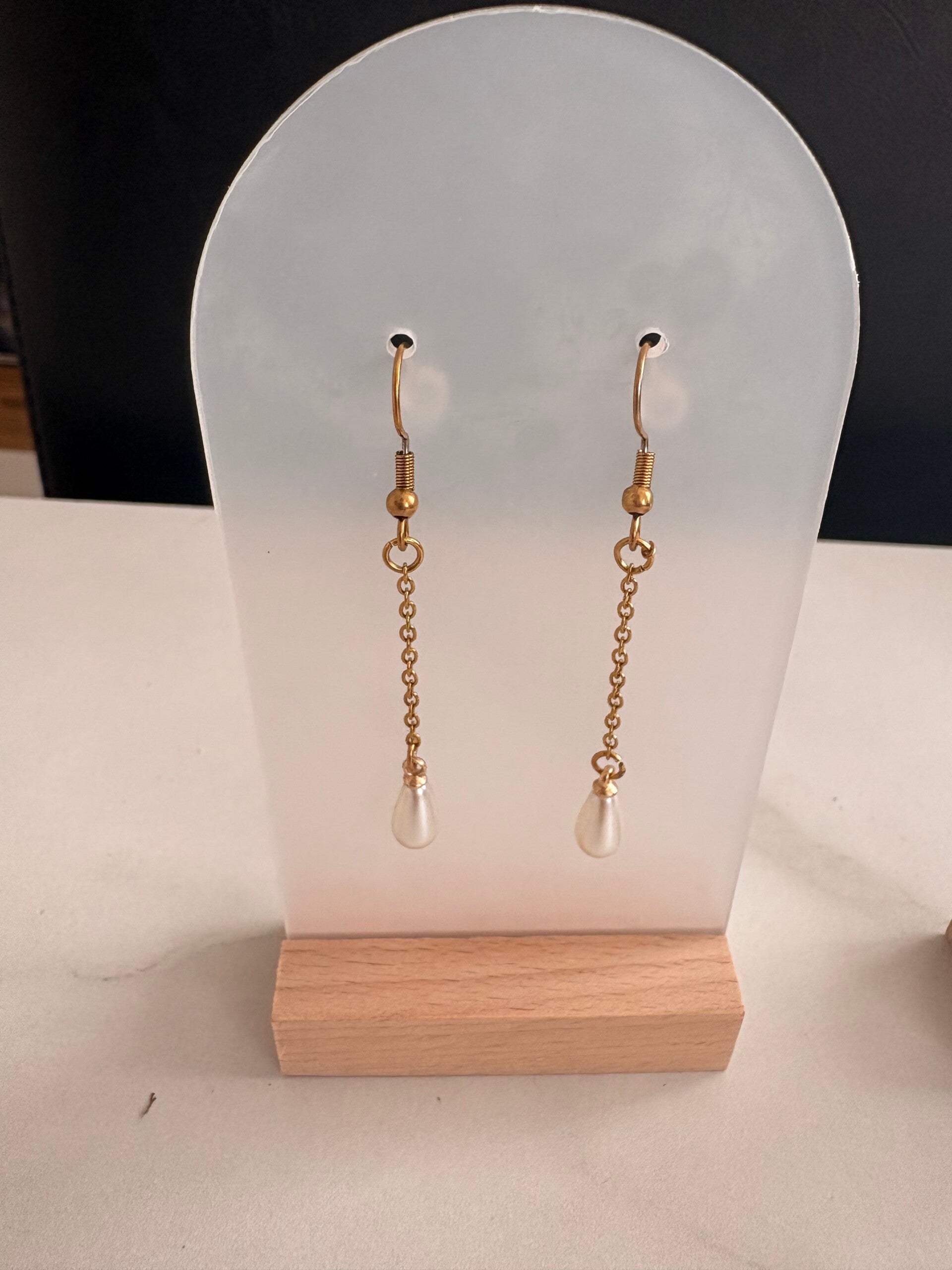 Boucles d’oreilles en acier inoxydable – Collection Goutte Cristalline