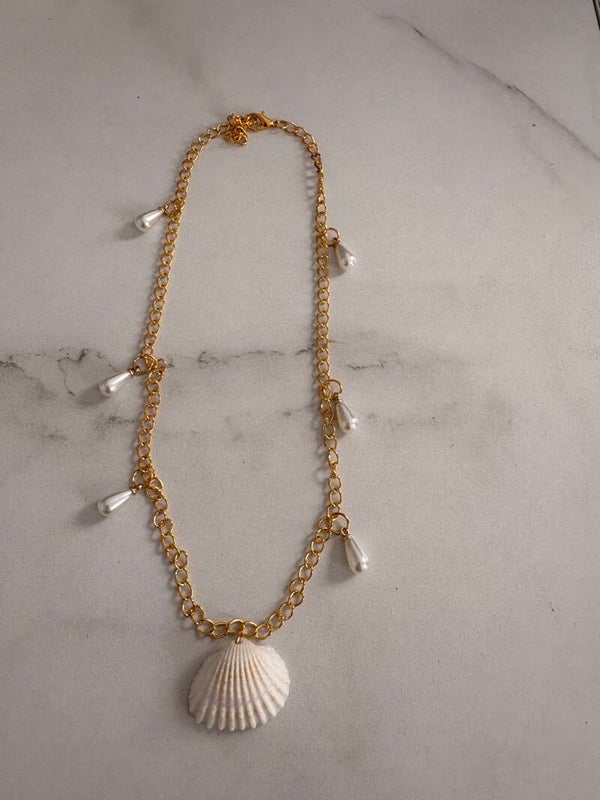 Collier en acier inoxydable – Perles & coquillage marin