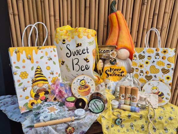 Blessed Bee, Ode aan de Bij pakketten