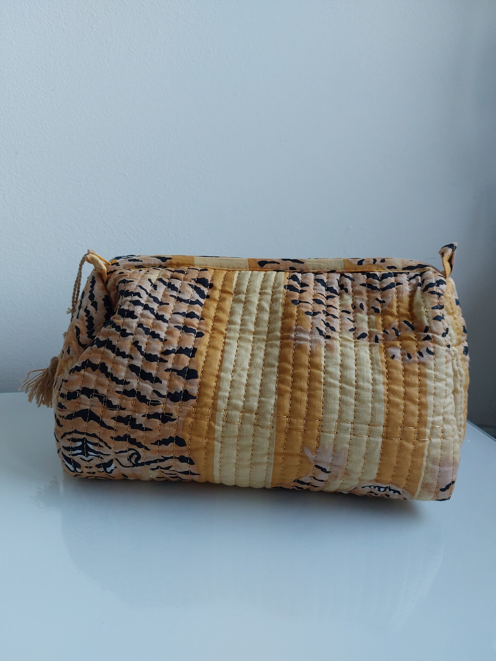 Ibiza panter geel ★ toilettas M