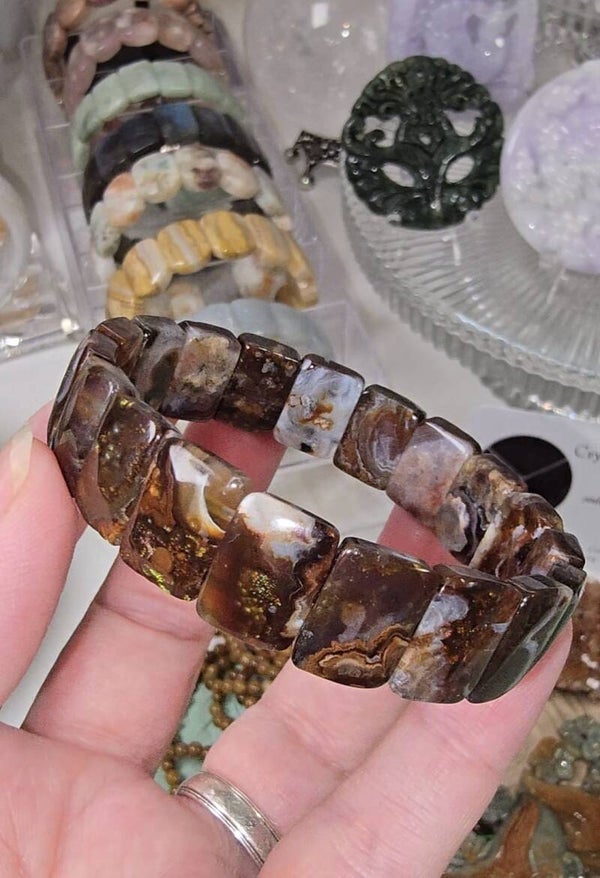 Vuuragaat / Fire Agate Soft Bangle