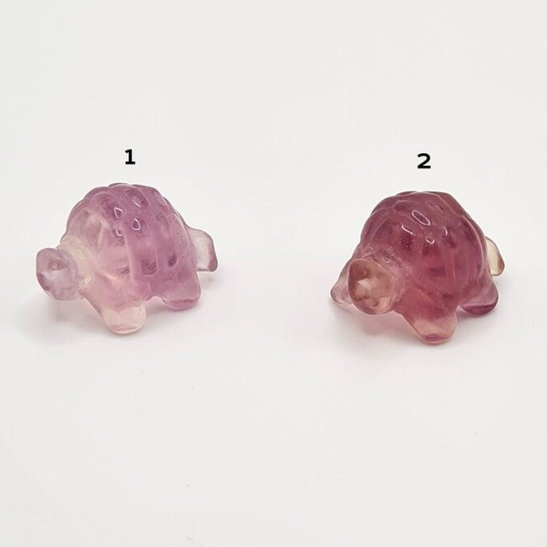 Fluorite charm - Turtle